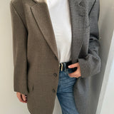 Warm grey and pattern contrasted blazer